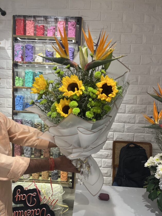Golden Radiance Bouquet